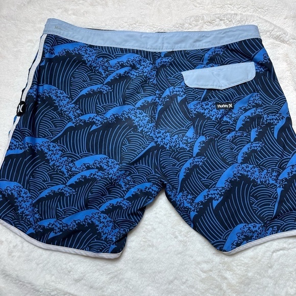 Hurley Swim Trunks - Picture 4 of 8